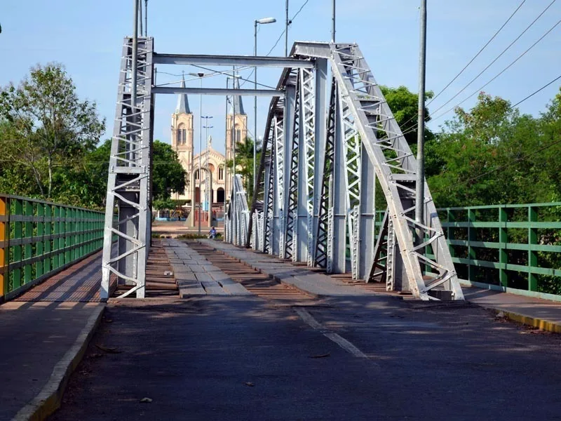 Ponte Velha/Ponte Roldão de Oliveira/Ponte da Amizade
